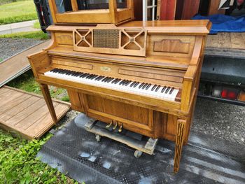 1975 Winter console with matching bench, one owner, pristine condition and has a practice bar. 900.00 delivered, ground floor within 50 miles of Scottsville KY 42164.
