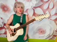 Maria Sebastian Solo
