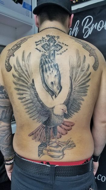 Eagle and pistols are my work

