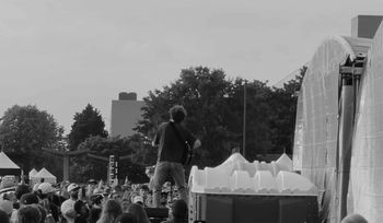 Vance Joy acoustic in the crowd on the Oak Stage at Bourbon & Beyond 9.13.2025

