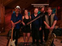 Holly Hyatt and Band