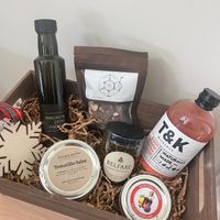 Flatbed Farm Holiday Event