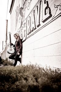 Amanda Lynn Jones, Solo