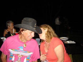 ROBIN IS WHISPERING SWEET LITTLE NOTHINGS IN JODY'S EAR! LOL!!!!!! ROBIN STAY AWAY FROM JODY HE'S MINE!!!!!!!!
