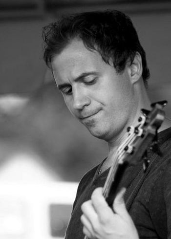 Alex V.
