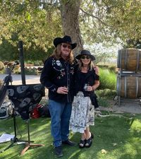 The KIN fT. Debi Red & Patrick Pearson: LIVE MUSIC ON THE GREEN!