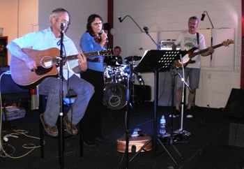 Brushstrokes & band
