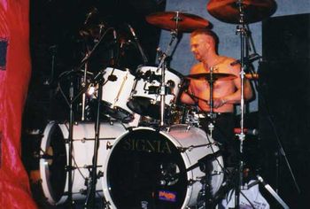 Metallica support show
