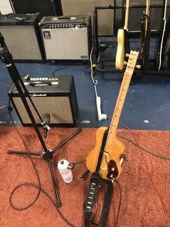 Goodsell amplifier and three string solid body guitar in the studio for Scott Hall musician and songwriter session
