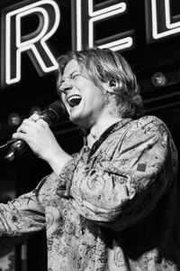 THREE SISTERS - SATURDAY NIGHT HEADLINE - WEEK 1