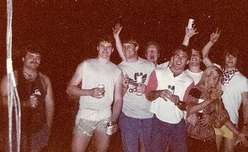 CROWD AT MUSIC FEST
