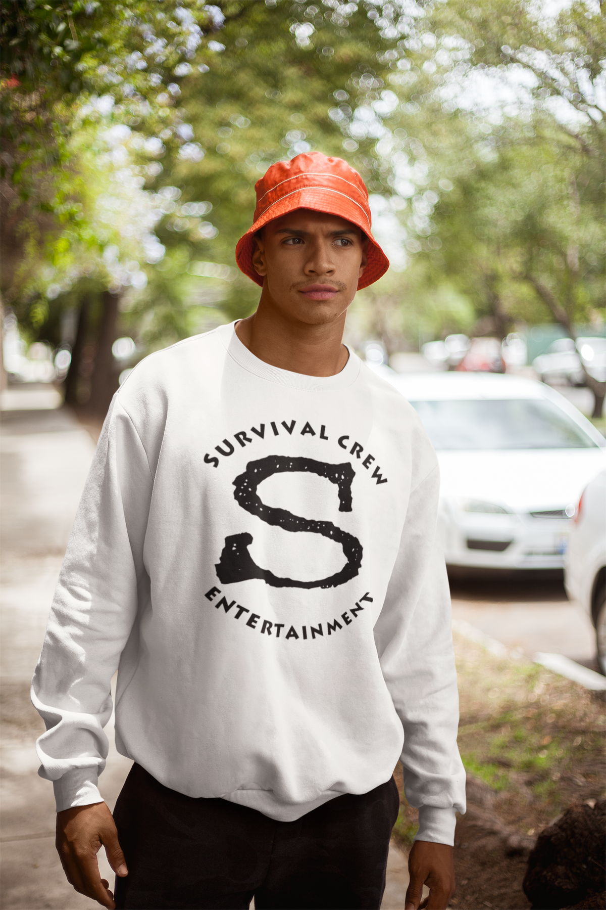 Survival Crew Entertainment Logo Sweatshirt WHITE (4XL & 5XL)