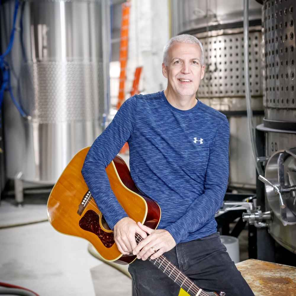 Mike Lucey with a Guild D44