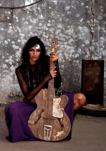 Anushka Manchanda - Vocals
