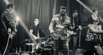 Lee's Liquor Lounge - 2018
