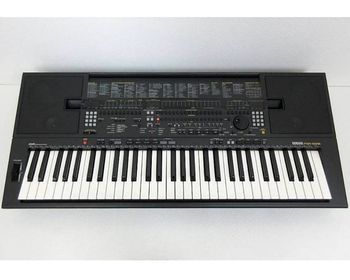 Yamaha PSR-SQ16 Workstation
