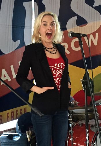 Liz Morphis - Vocals
