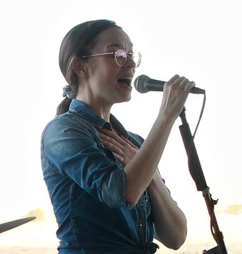 Selena Rosanbalm - Vocals & Drums
