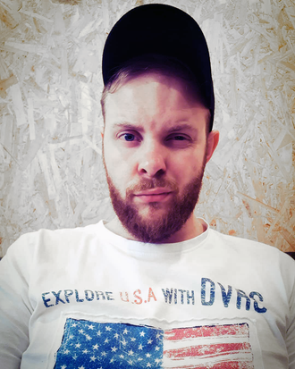 Marcin Staszek - vocalist - The Sky Rains band