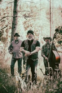 The Waterholes High Desert Night Concert Series Kicks Off Night #1 - Jeremy Wayne McKern & Whiskey Bound