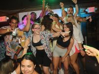 The Hey Nows at Club Getaway!
