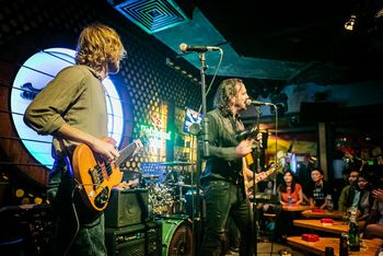 Acoustic bar w/ Mr. Mojo Risin
