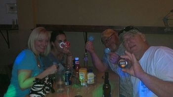 dish,meg,spoon,chuck
