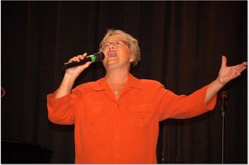 Darlene Neptune help usher us into the Presence of the Lord for a while.
