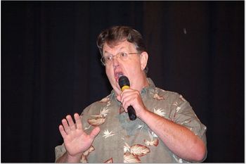 It is rare to see Dave Wortman on stage singing. What a voice!
