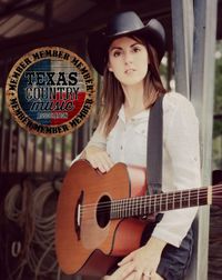 Laura Nicole at Monkey Bar