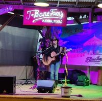 Laura Nicole at T-Bone Tom's