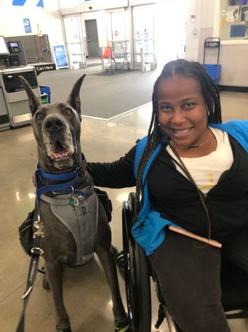 SD Saffire and her Walmart friend!
