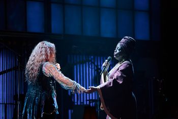 By Mark and Tracy Photography (5th Avenue Theatre, Seattle)
