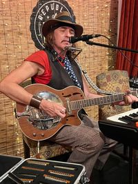 Paul Inman's Delivery solo Acoustic