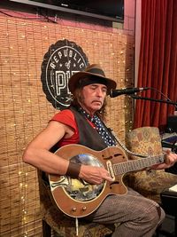 Paul Inman's Delivery solo acoustic 