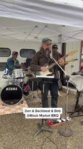 Dan Rumsey & Backbeat Harris w/ Bob Radspinner on bass