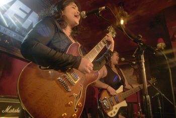 © 2025 Michael Blank Photography. All Rights Reserved. Administered by RAMEKEGA/WSP Music Group. Location Bar Lubitsch, West Hollywood, CA. We Found New Music Showcase June 2025.
