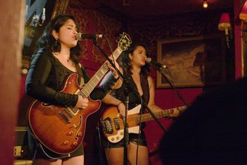 © 2025 Michael Blank Photography. All Rights Reserved. Administered by RAMEKEGA/WSP Music Group. Location Bar Lubitsch, West Hollywood, CA. We Found New Music Showcase June 2025.
