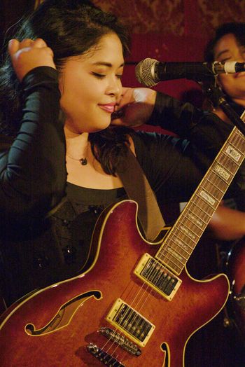 © 2025 Michael Blank Photography. All Rights Reserved. Administered by RAMEKEGA/WSP Music Group. Location Bar Lubitsch, West Hollywood, CA. We Found New Music Showcase June 2025.
