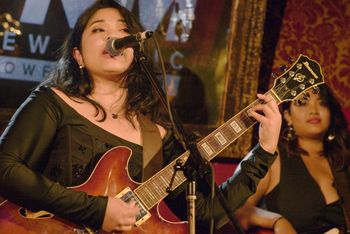 © 2025 Michael Blank Photography. All Rights Reserved. Administered by RAMEKEGA/WSP Music Group. Location Bar Lubitsch, West Hollywood, CA. We Found New Music Showcase June 2025.
