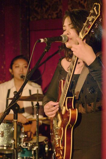 © 2025 Michael Blank Photography. All Rights Reserved. Administered by RAMEKEGA/WSP Music Group. Location Bar Lubitsch, West Hollywood, CA. We Found New Music Showcase June 2025.
