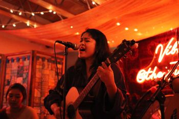 RAMEKEGA at Zula Den performing for the Songs & Stories Showcase. Photo Credit: Betty Ji. © 2025 RAMEKEGA/WSP Music Group. All Rights Reserved.
