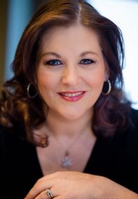 Ellen Winters Quartet (Ellen Winters, vocals; Kristin Sponcia, piano; Hal Miller, bass; Jim Ryan, drums)