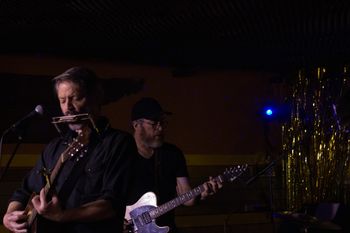 Live in Nashville, TN with Eric Fritsch. Photo by Amanda Risinger.
