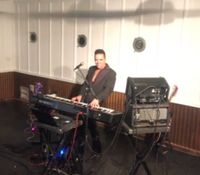 Marcus Sugg performs a “Pre NYE’s Show”