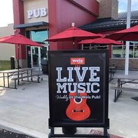 Ash & Snow @ Weis Markets Pub