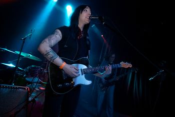 Photo by Bruce Clay Tom
