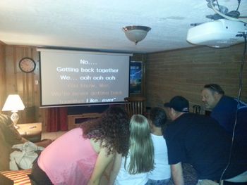 karaoke party
