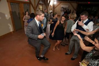 The Groom getting down
