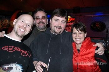 Me, Mike Fitzpatrick n peeps partyin n havin good times!
